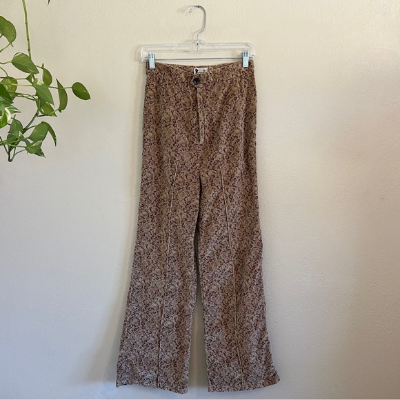 Pantasias Pants - Vintage 70’s High Waisted Velvet Floral Pants